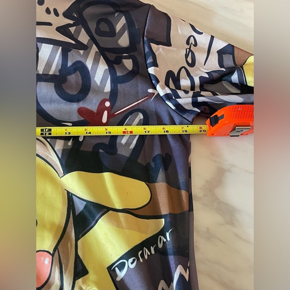 Source Unknown Pikachu Graphic Hoodie - Picture 4 of 5